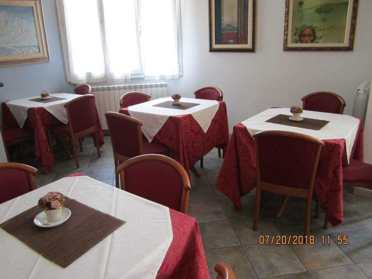 Adelphi Room&Breakfast Ferrara Esterno foto